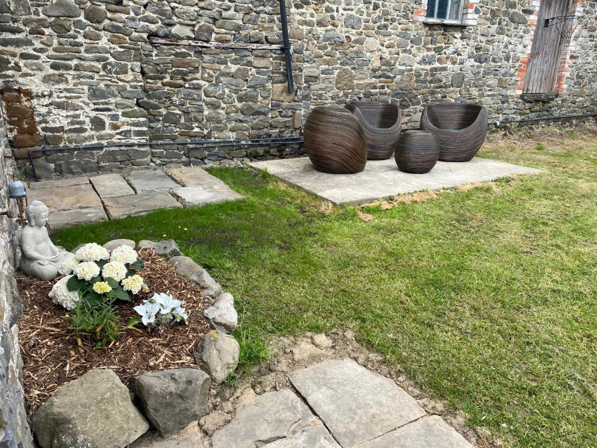 Pippin Lodge Llanwrda Extérieur photo